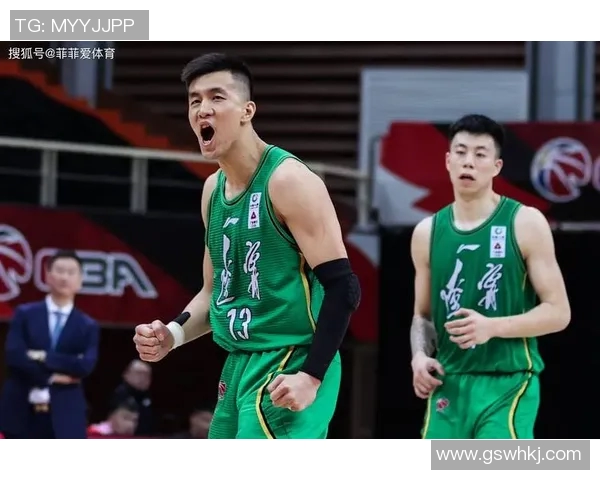 广东男篮力克辽宁队,取得三连胜稳坐积分榜榜首位置 广东男篮力克辽宁队,取得三连胜稳坐积分榜榜首位置